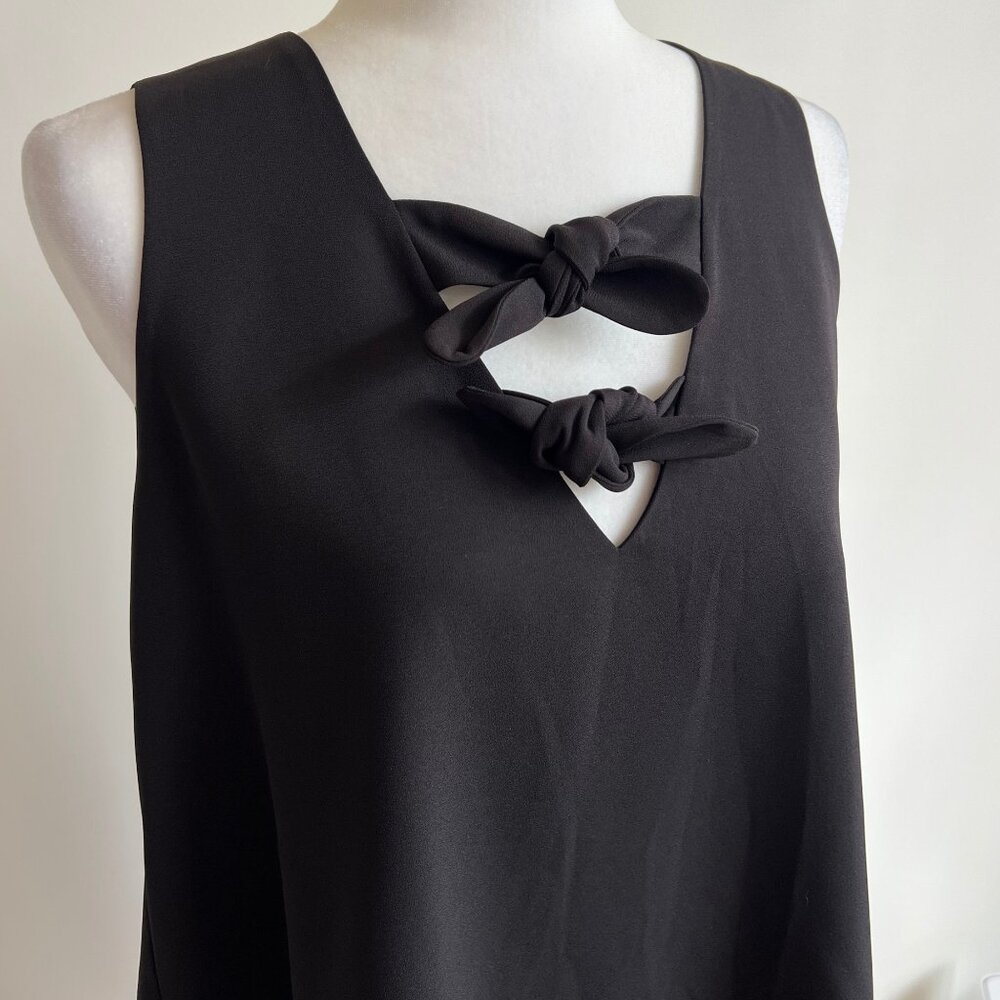 Crosby by Mollie Burch Black Tie Neck Sleeveless Blouse Size S - Picture 2 of 6